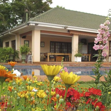 12 Fleetwood Bed & Breakfast Хараре Екстериор снимка
