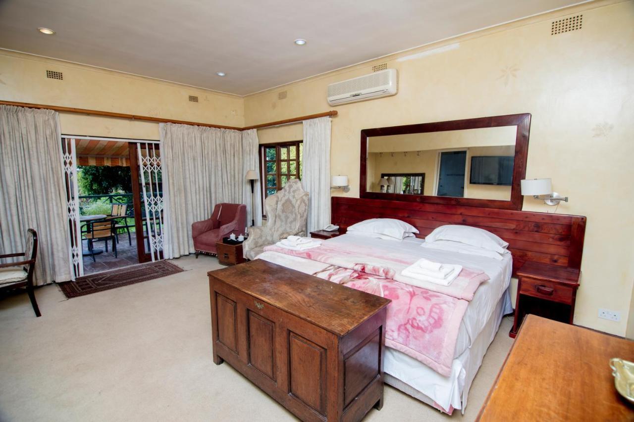 12 Fleetwood Bed & Breakfast Хараре Екстериор снимка